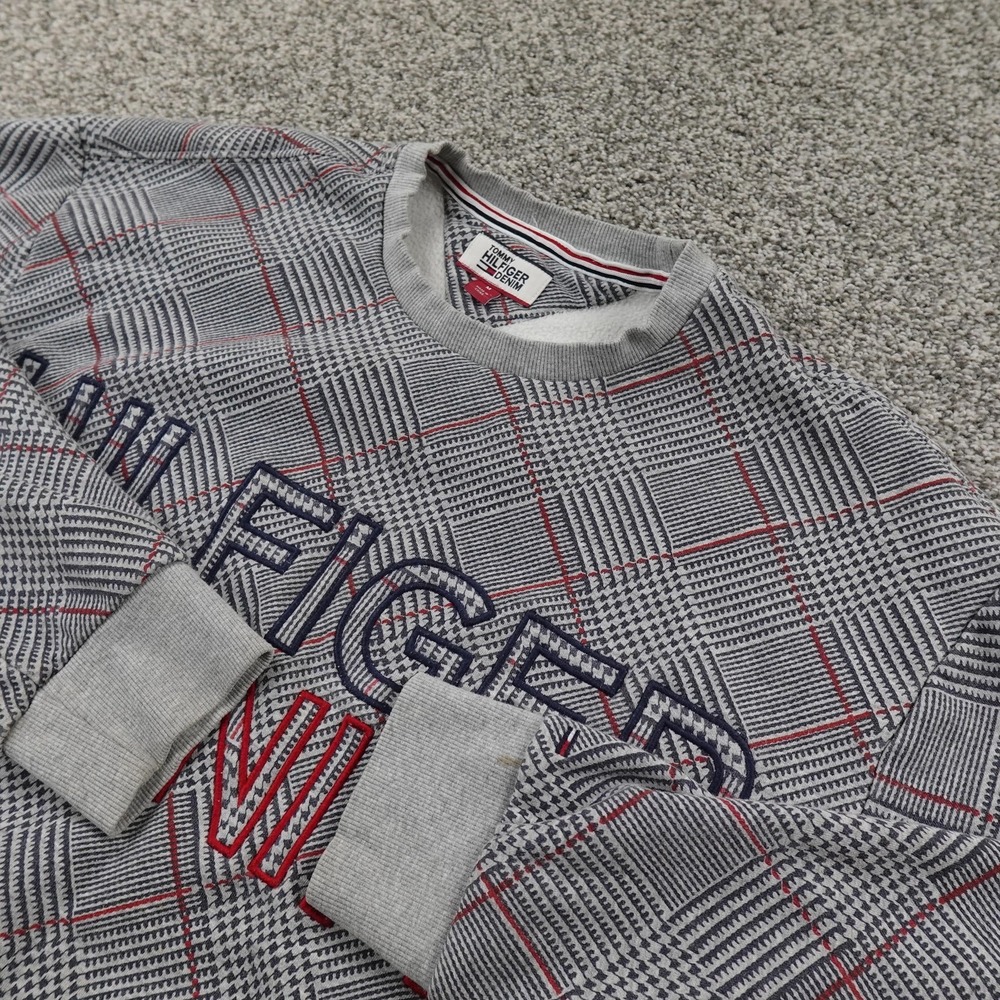Tommy Hilfiger Sweatshirt Mens M Gray Plaid Pullover Logo Crewneck Sweater Cozy